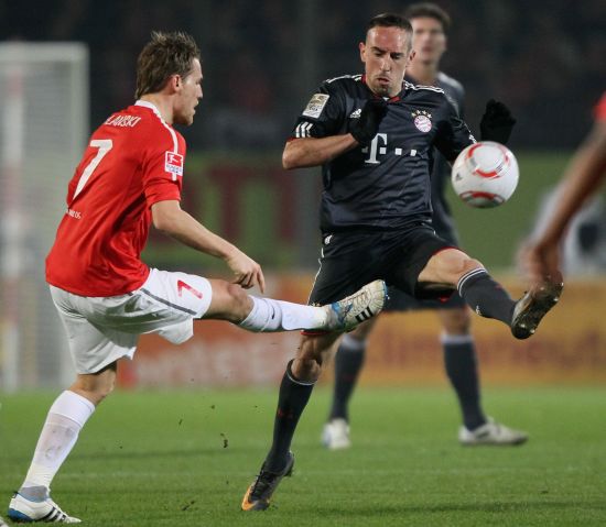 潮席卷全球 潮席卷全球